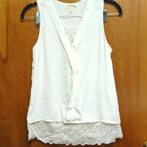 White lace accent Monteau blouse size s